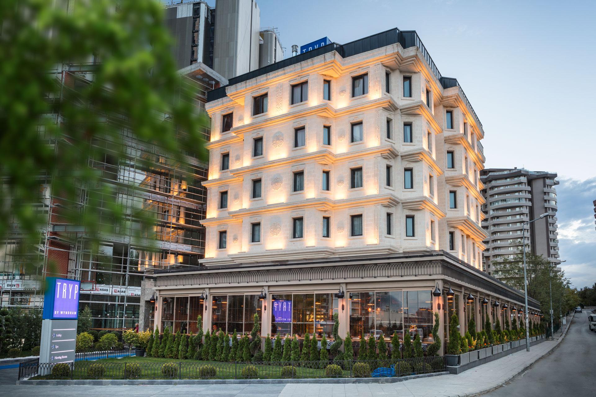 Отель Tryp By Wyndham Ankara Oran Экстерьер фото
