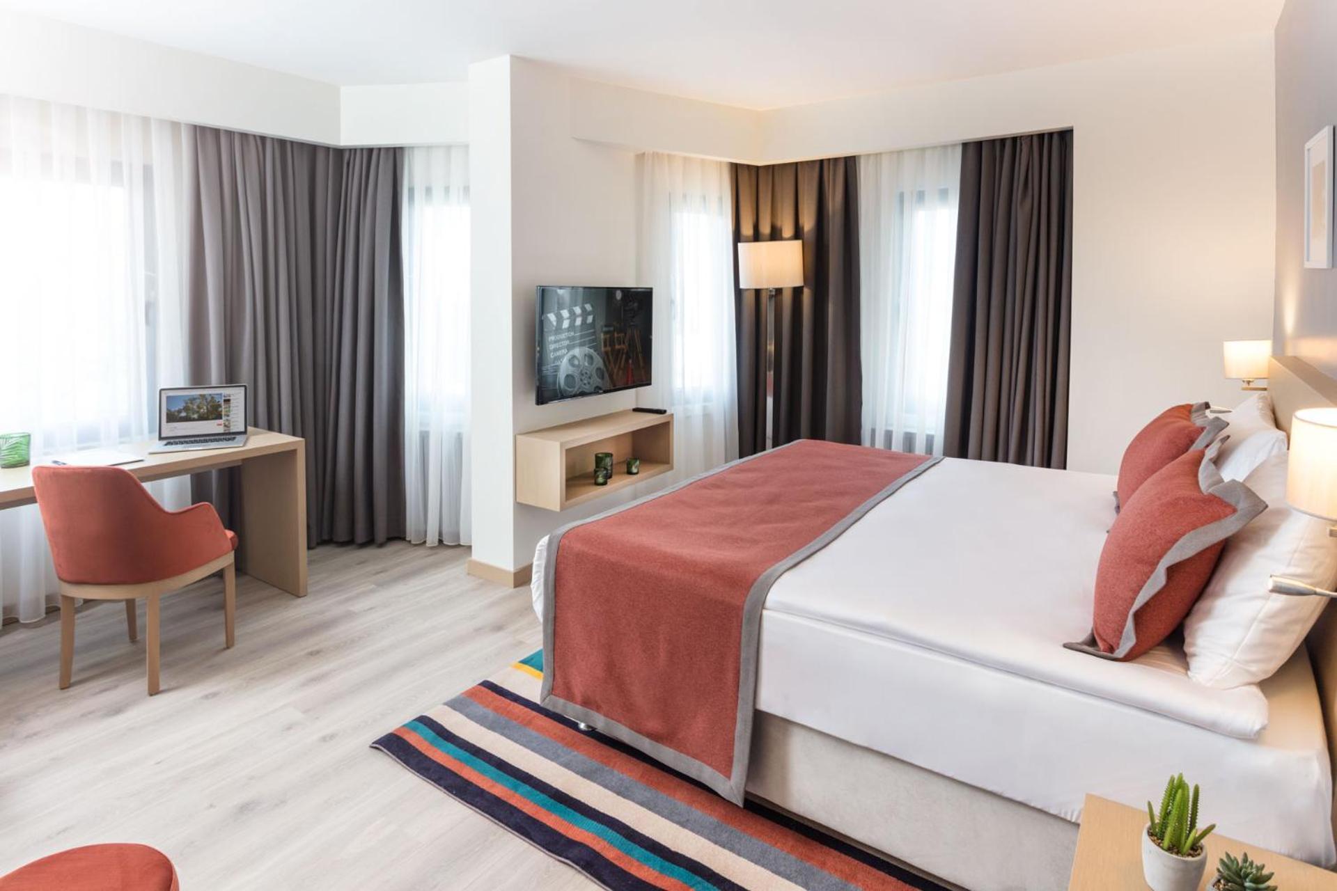 Отель Tryp By Wyndham Ankara Oran Экстерьер фото