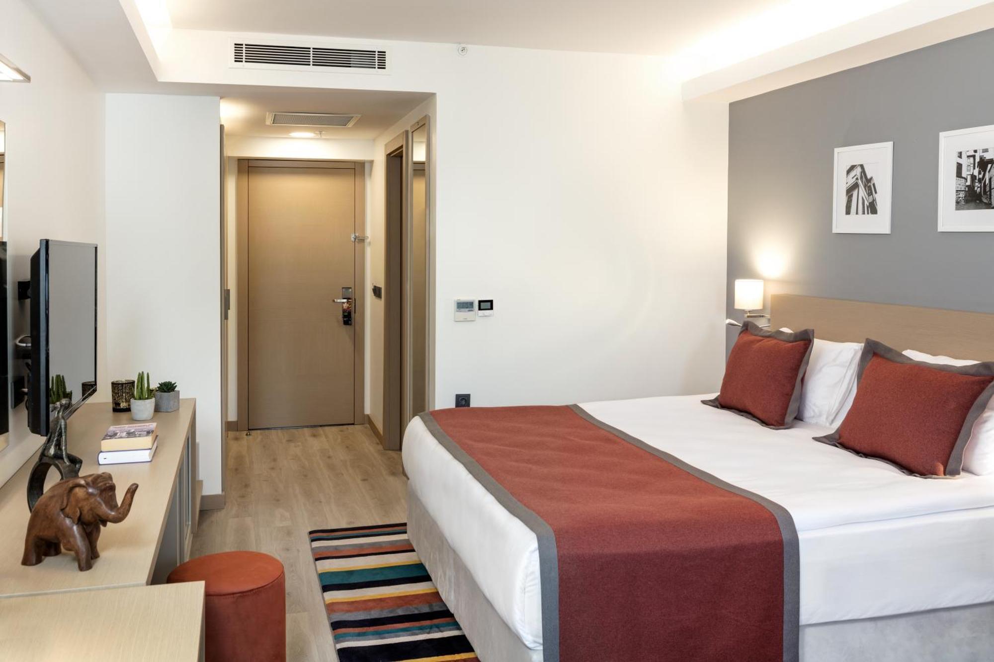Отель Tryp By Wyndham Ankara Oran Номер фото