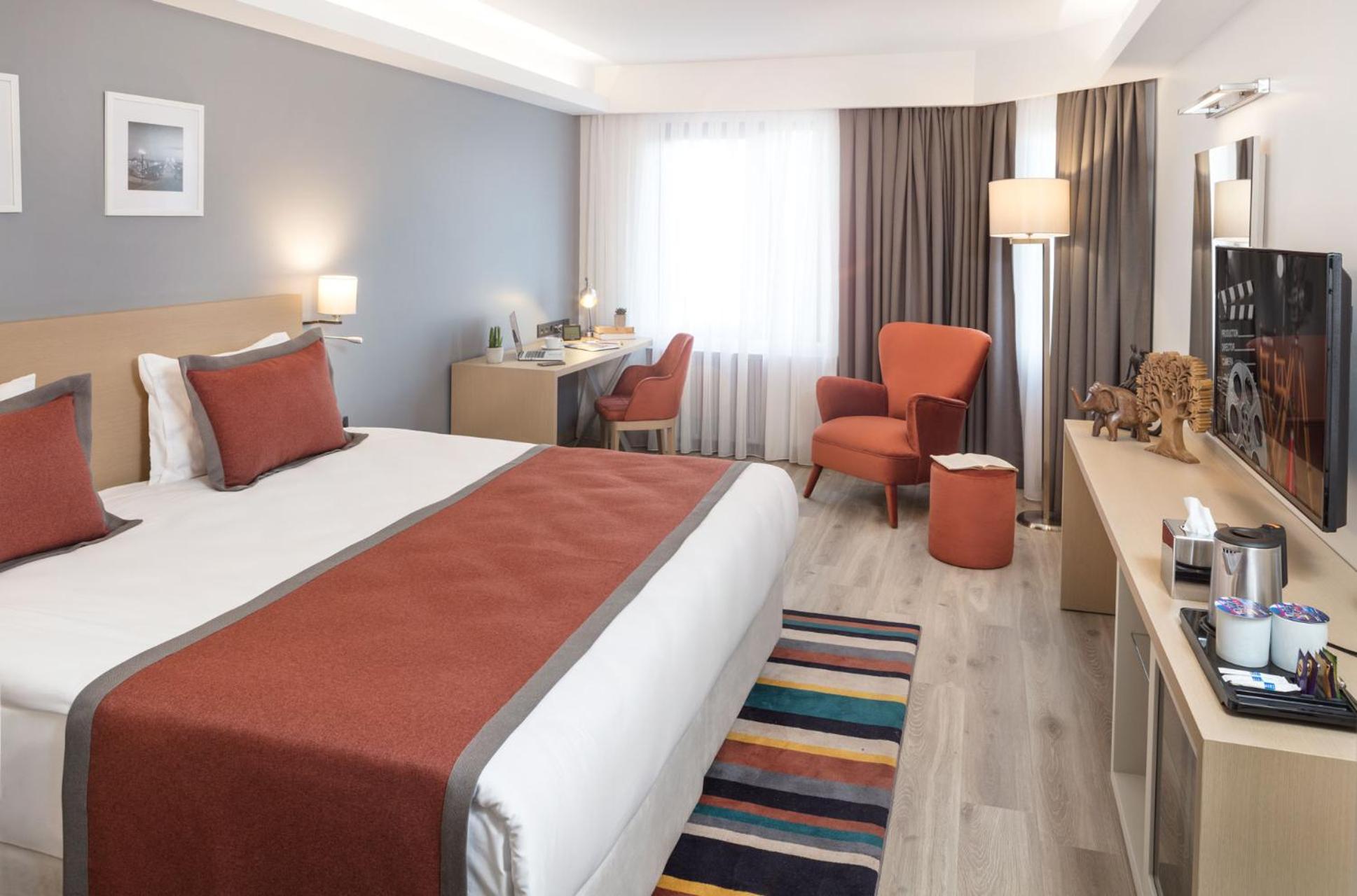 Отель Tryp By Wyndham Ankara Oran Номер фото