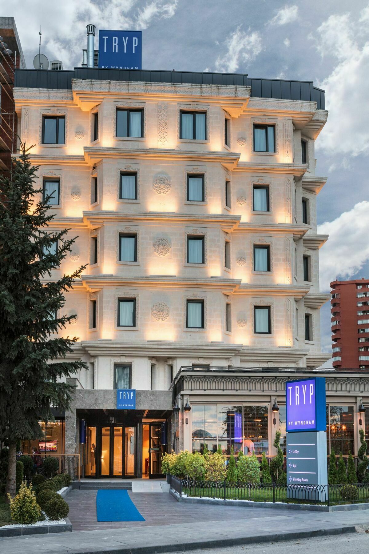 Отель Tryp By Wyndham Ankara Oran Экстерьер фото